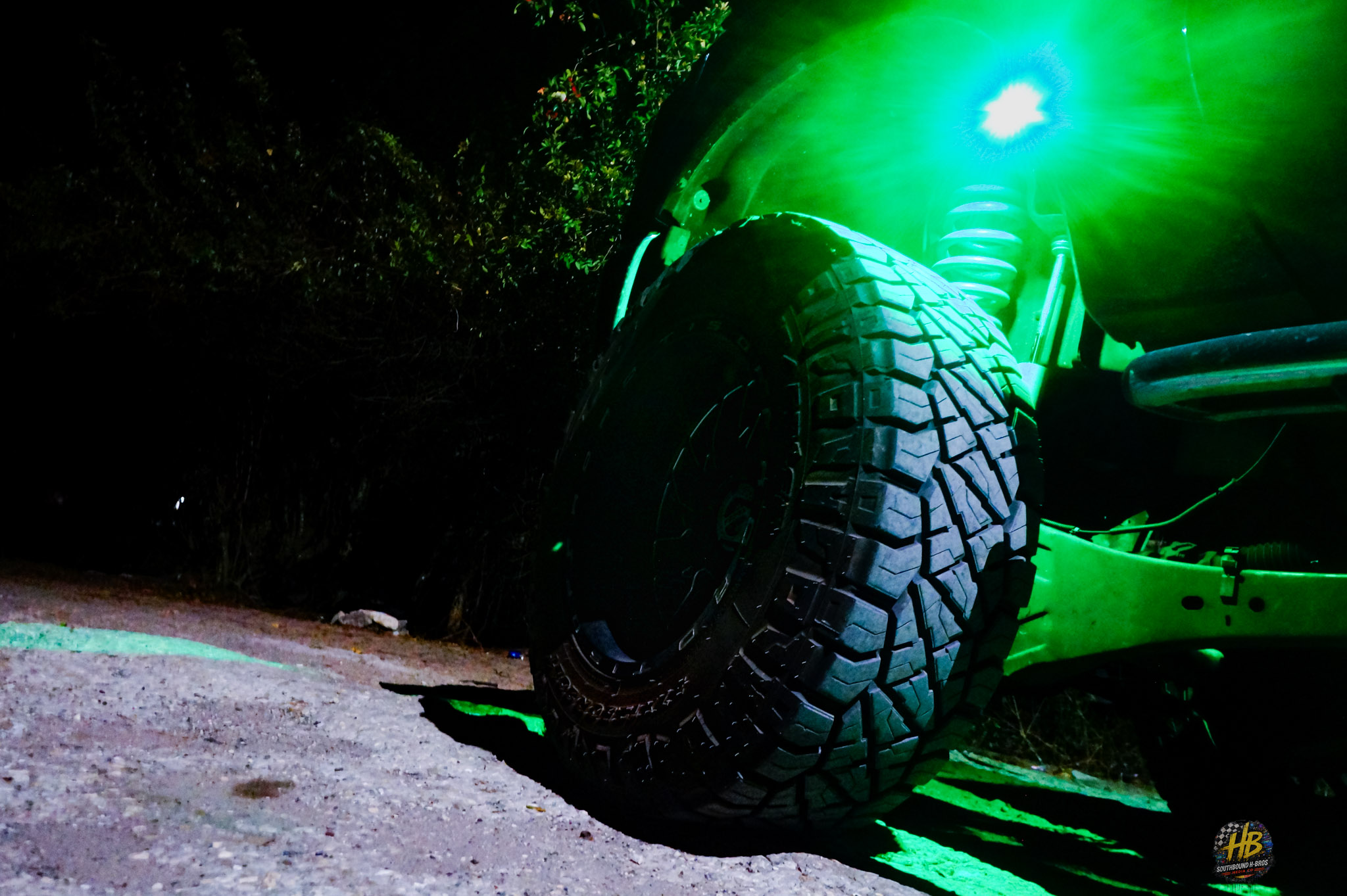 Lifted truck tire and suspension glow detail